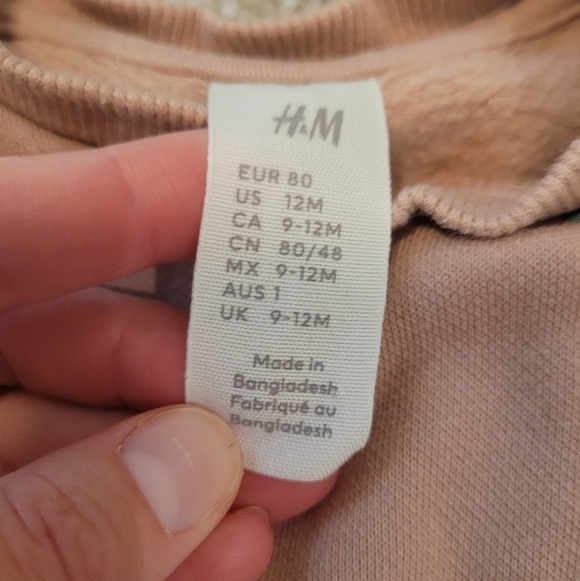 H&M You Are My Favorite Crew Sweatshirt Size 9-12 Months - Picture 4 of 5